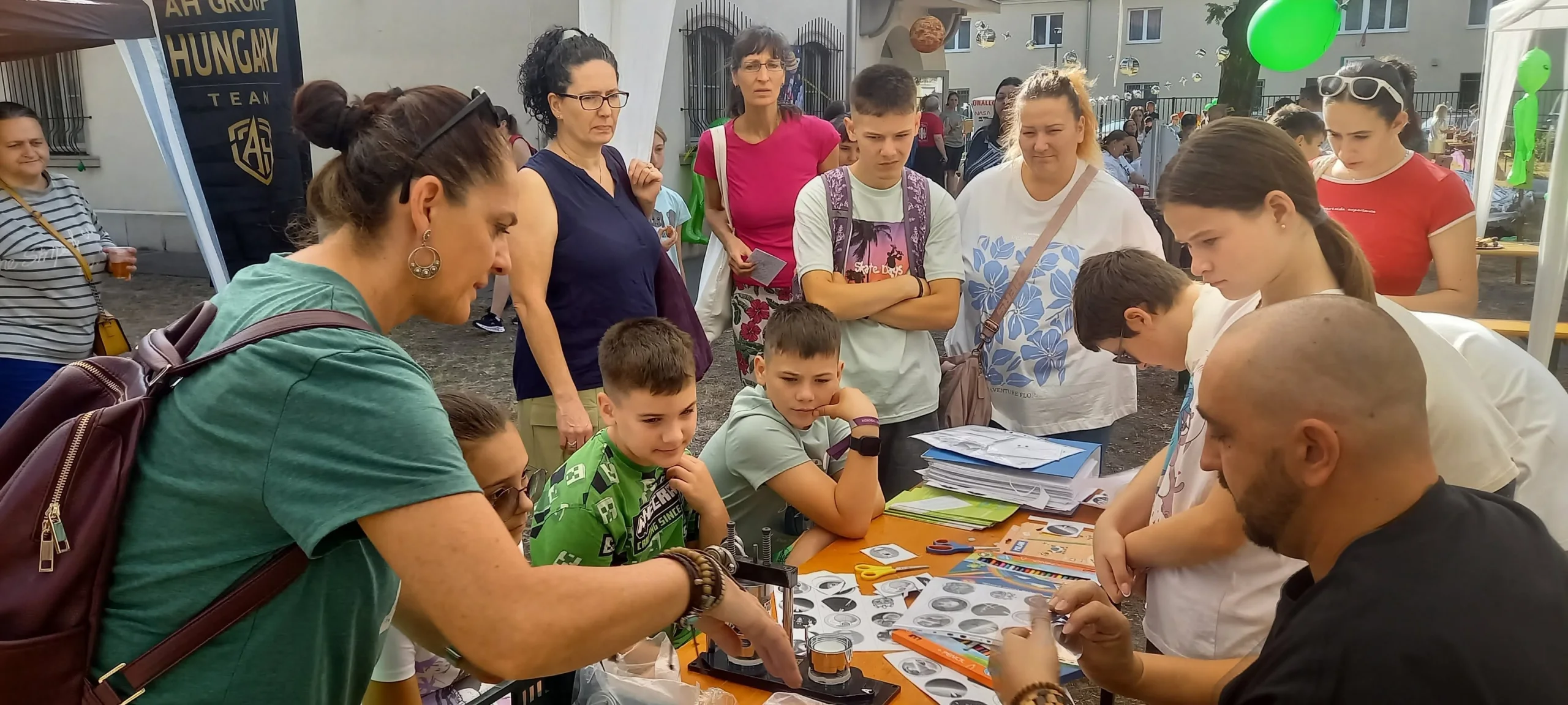 Galaktikus kalandokkal búcsúztatta a nyarat az Útkeresés Segítő Szolgálat