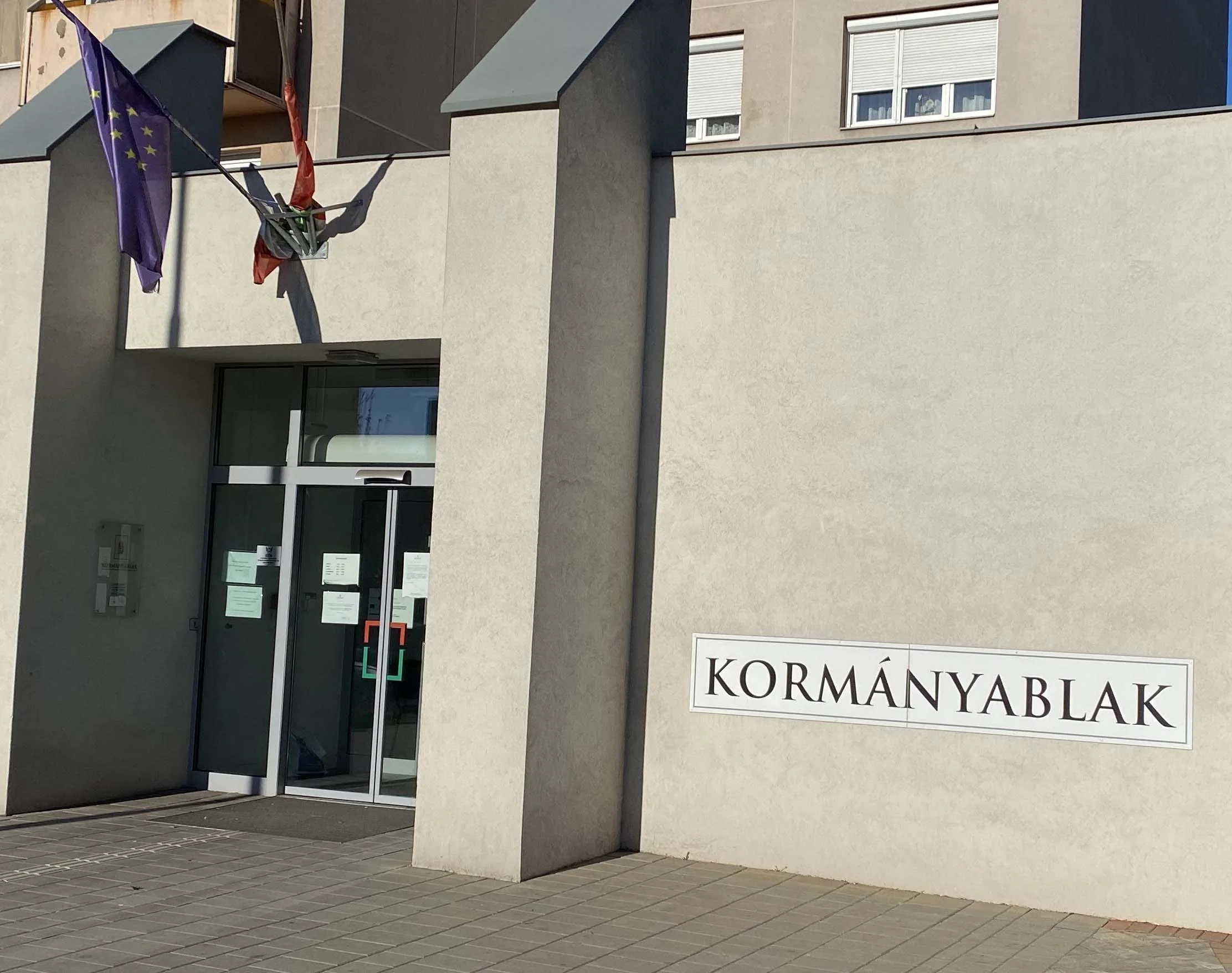 Informatikai karbantartás miatt szünetelnek szolgáltatások a kormányablakokban és a földhivatalokban