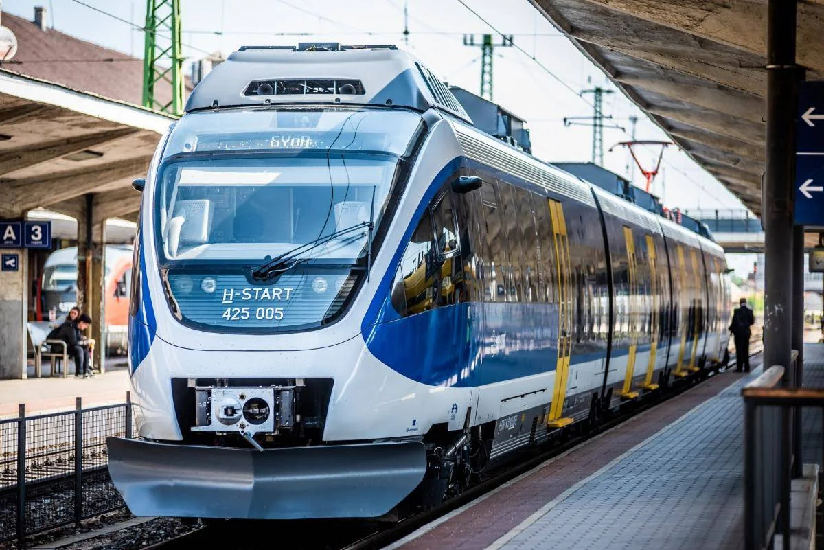 MÁV-csoport: a diákigazolvány kártyaszámát kell megadni a kedvezményes diákbérletekhez